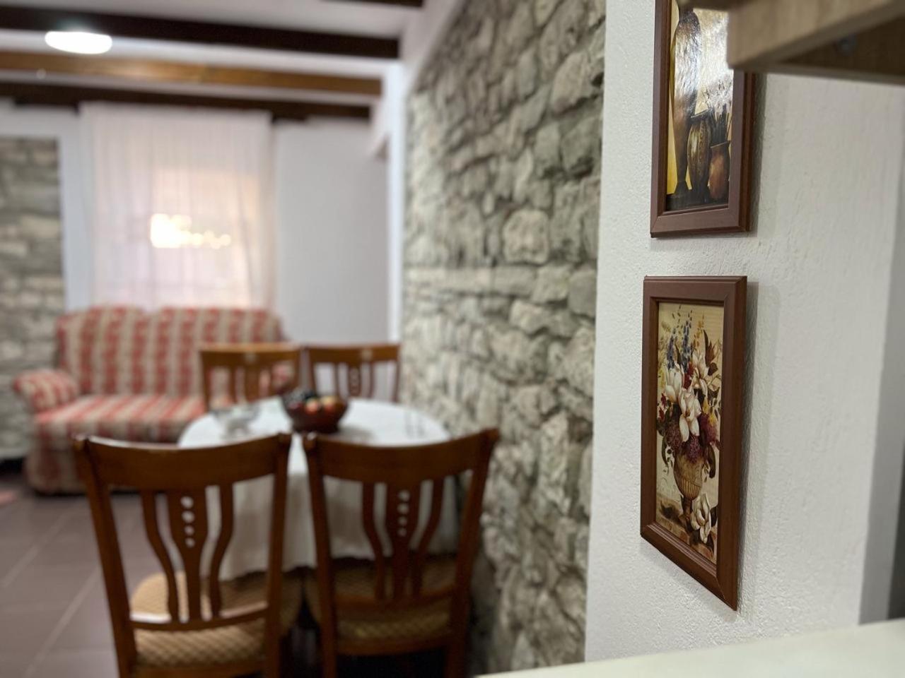 Pjetri House Hotel Берат Екстериор снимка