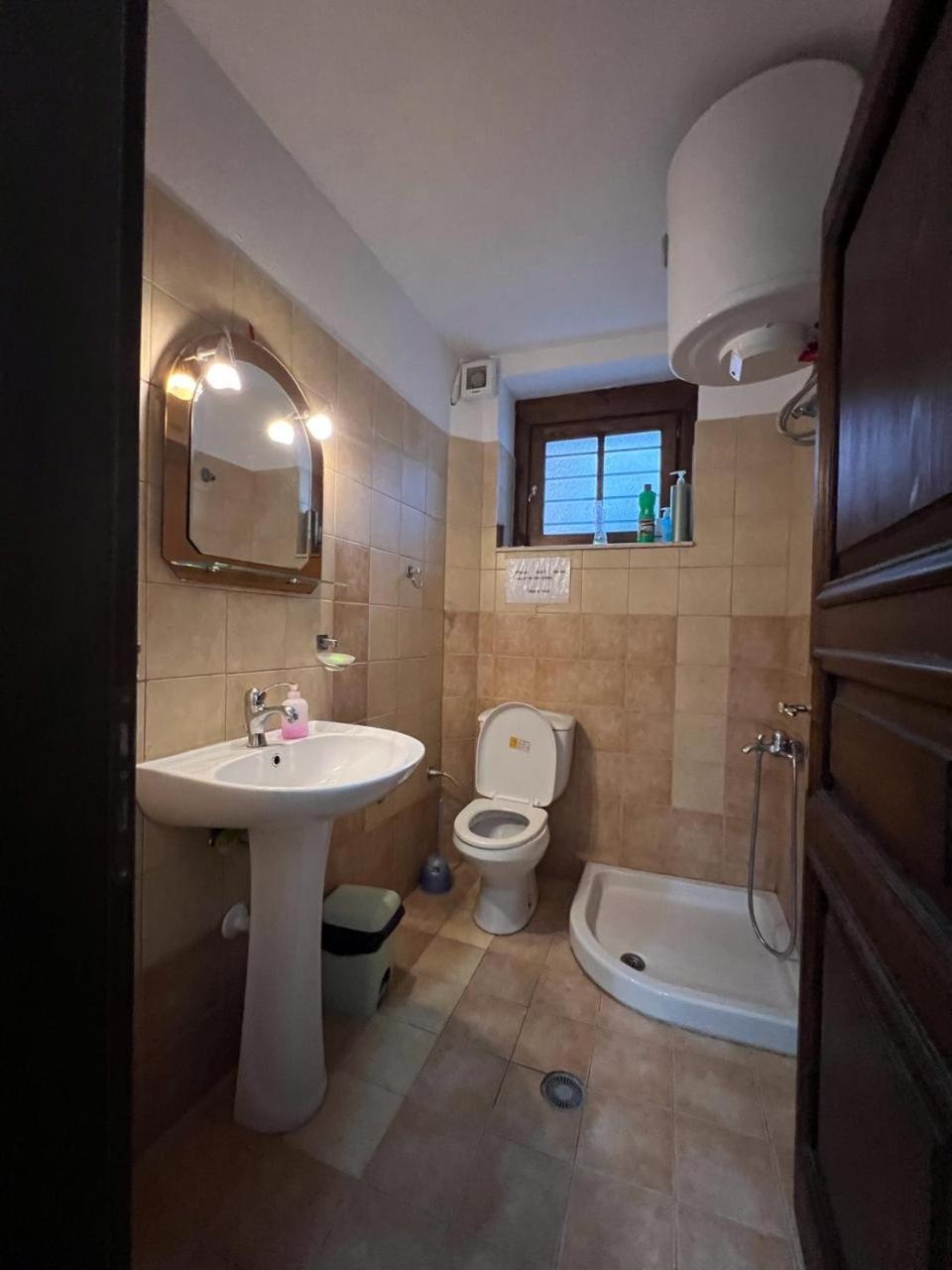 Pjetri House Hotel Берат Екстериор снимка