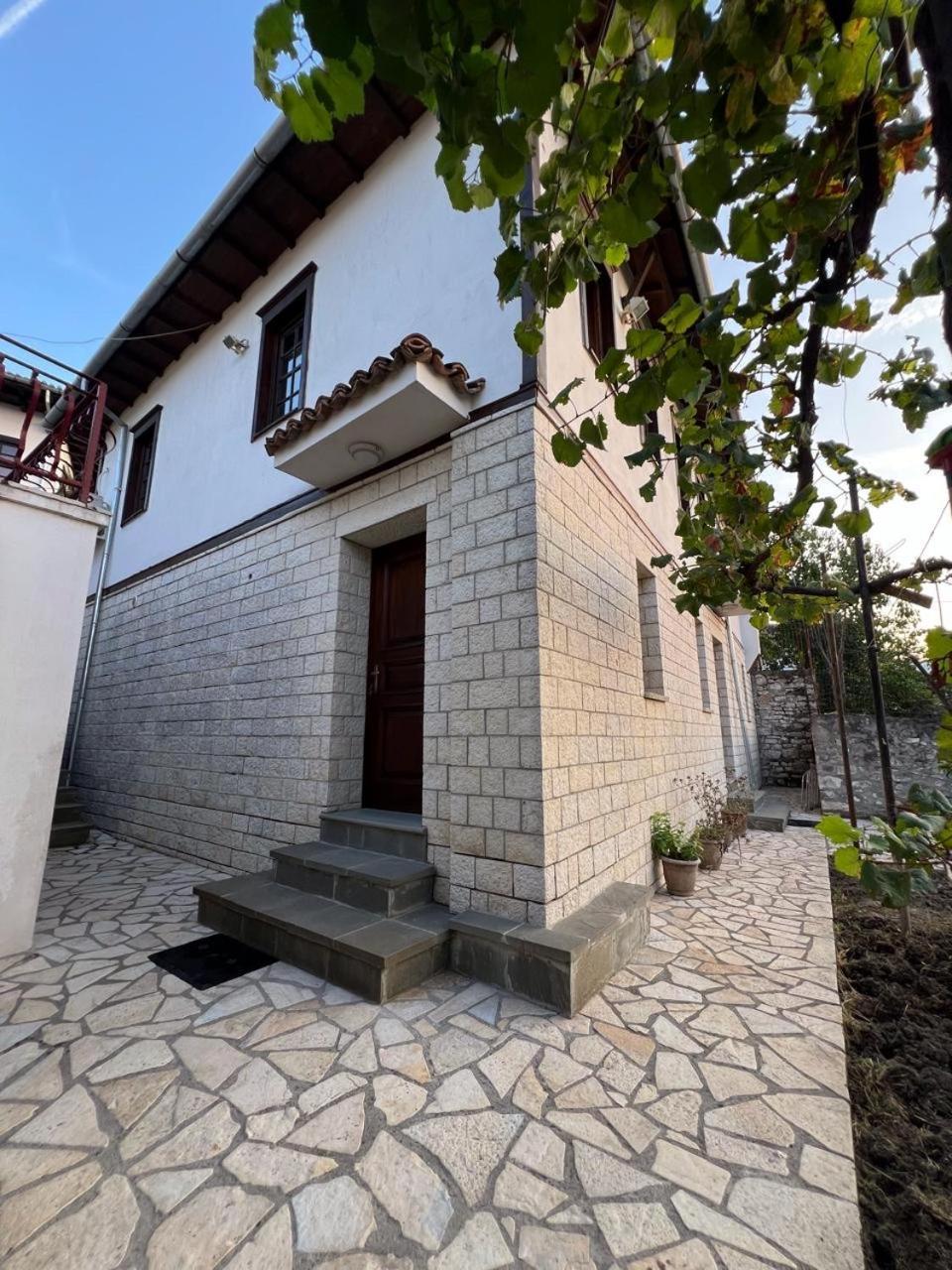 Pjetri House Hotel Берат Екстериор снимка