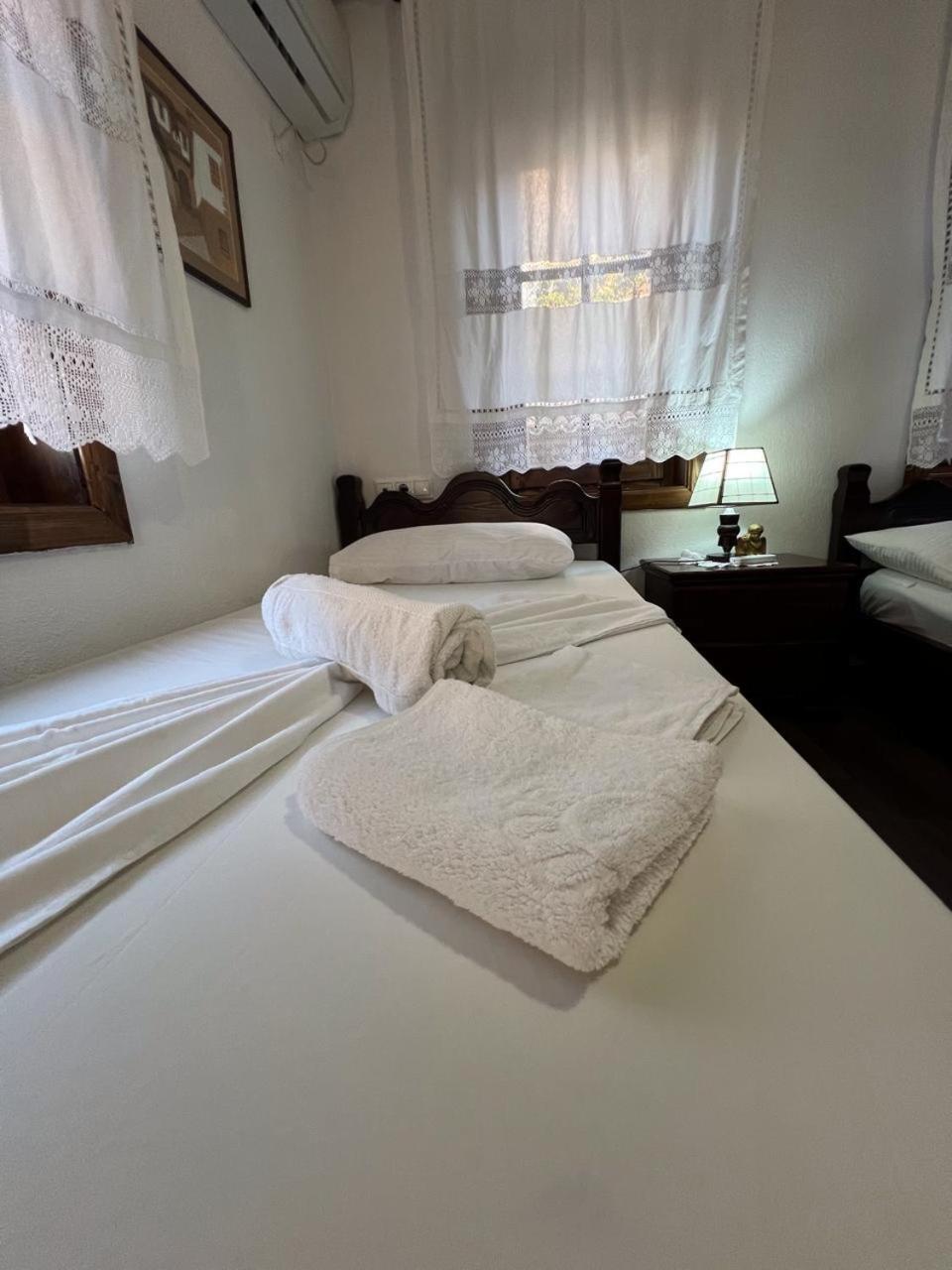 Pjetri House Hotel Берат Екстериор снимка